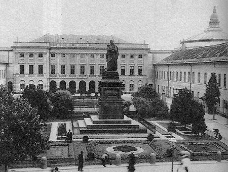 Koniecpolski Palace 1